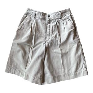 Liz Claiborne Light Beige Bermuda Shorts with Pleats and Wide Leg
